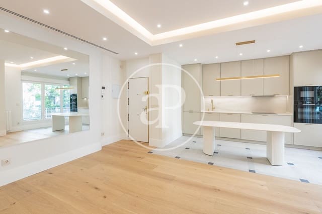3 makuuhuone Huoneisto myytävänä paikassa Rios Rosas, Madrid kaupunki - 1 150 000 € (Ref: 9890396)