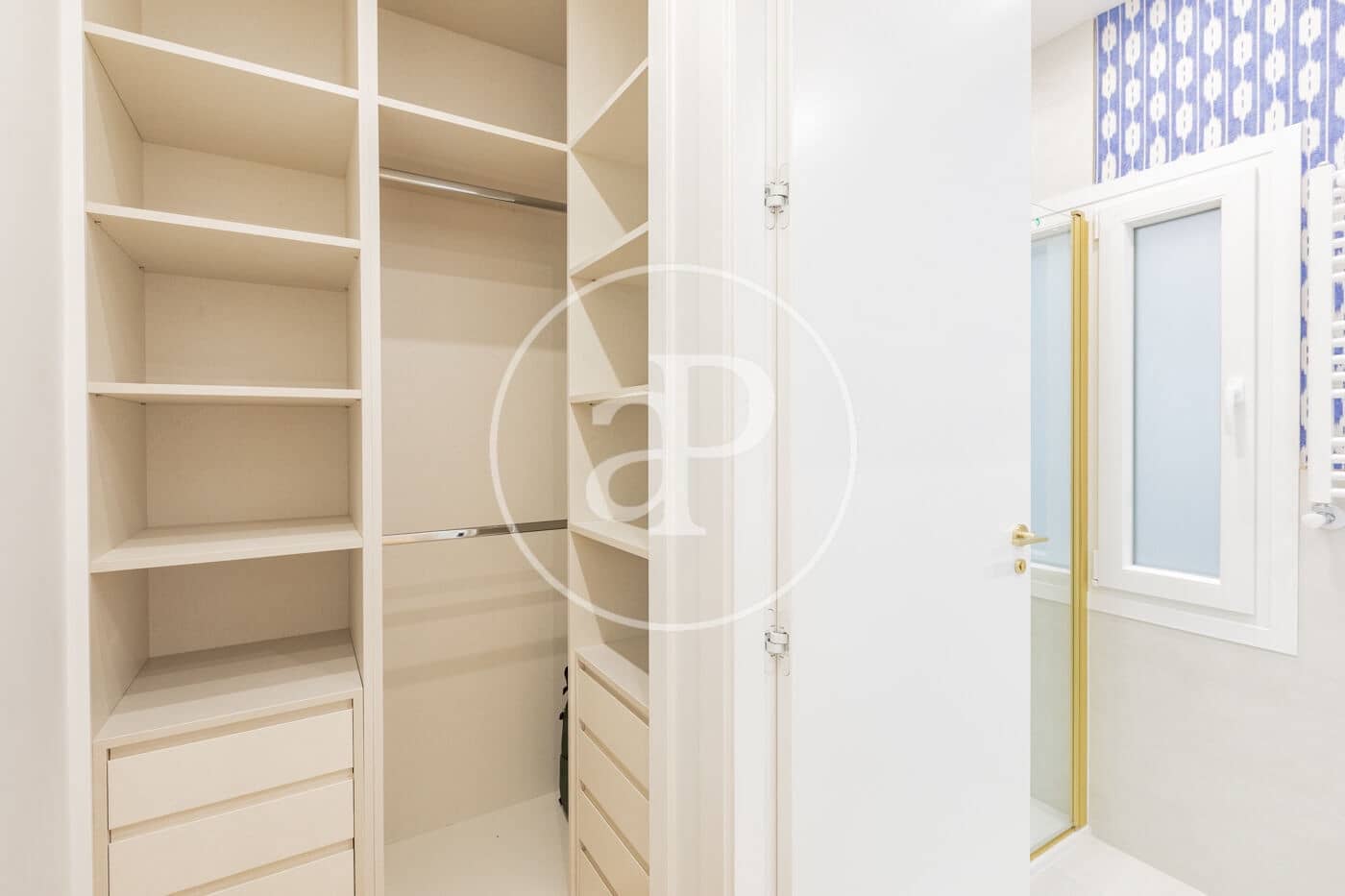 3 soveværelse Lejlighed til salg i Madrid by - € 1.150.000 (Ref: 9890396)