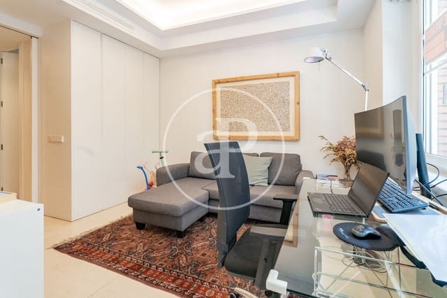 3 soveværelse Lejlighed til salg i Rios Rosas, Madrid by - € 1.790.000 (Ref: 9890397)