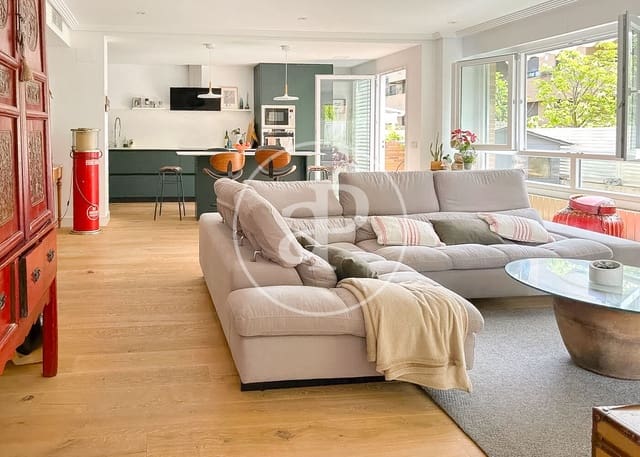 4 bedroom Apartment for sale in Majadahonda with pool - € 1,200,000 (Ref: 9890399)