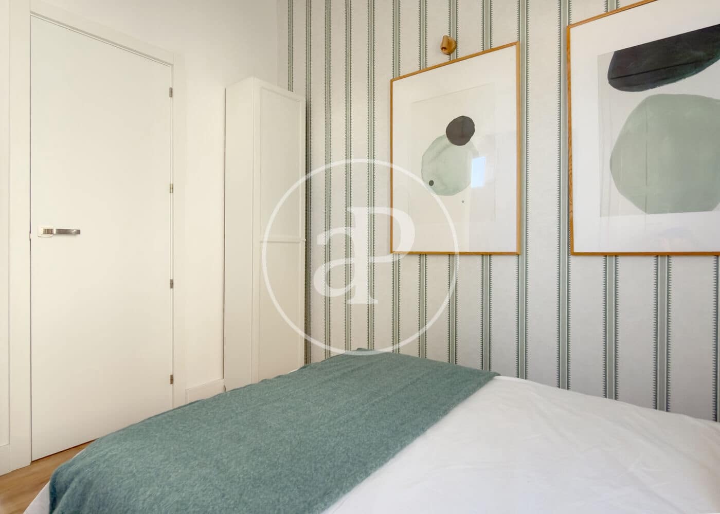 1 quarto Apartamento para arrendar em Madrid cidade - 1 200 € (Ref: 9892387)