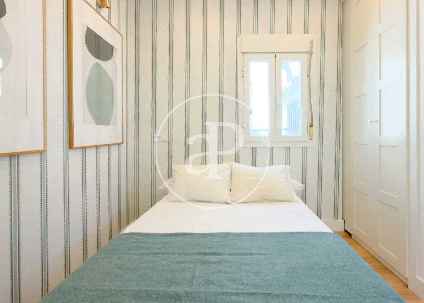 1 quarto Apartamento para arrendar em Madrid cidade - 1 200 € (Ref: 9892387)