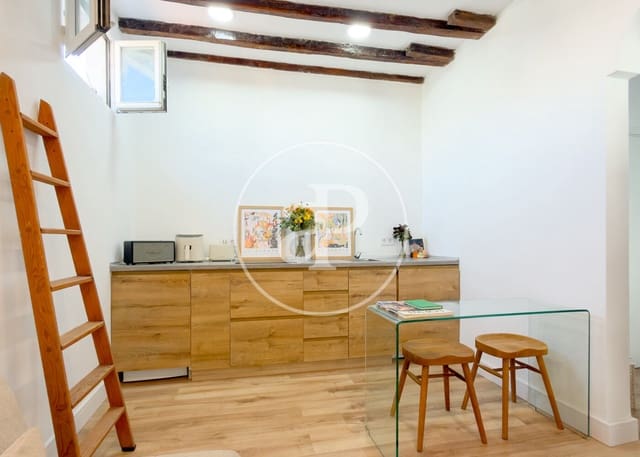 1 quarto Apartamento para arrendar em Universidad, Madrid cidade - 1 200 € (Ref: 9892387)