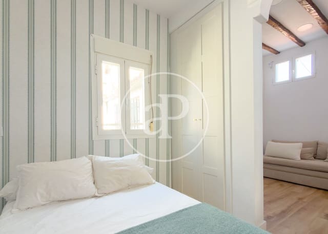 1 quarto Apartamento para arrendar em Universidad, Madrid cidade - 1 200 € (Ref: 9892387)