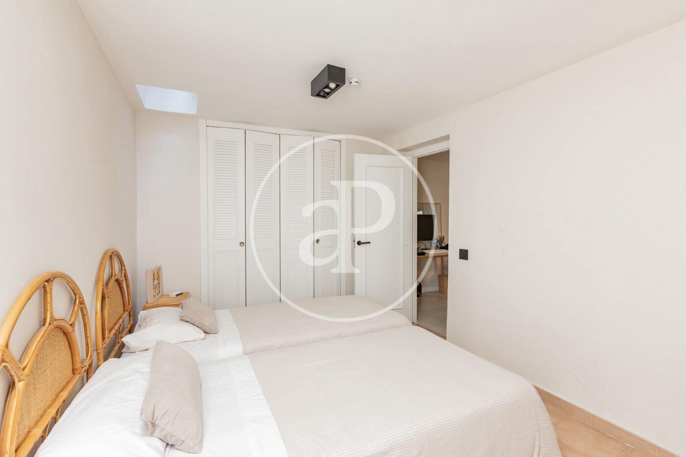 6 sypialnia Willa do wynajęcia w Las Rozas de Madrid z basenem garażem - 4 500 € (Ref: 9892390)