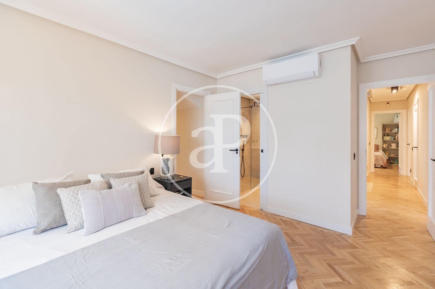 6 sypialnia Willa do wynajęcia w Las Rozas de Madrid z basenem garażem - 4 500 € (Ref: 9892390)