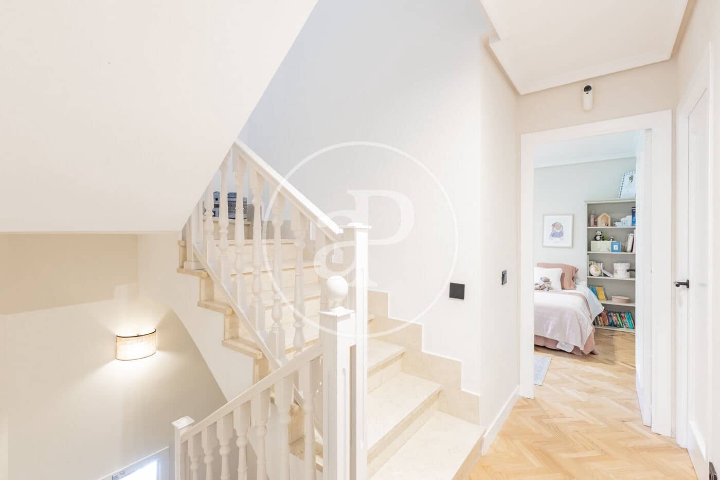 6 sypialnia Willa do wynajęcia w Las Rozas de Madrid z basenem garażem - 4 500 € (Ref: 9892390)