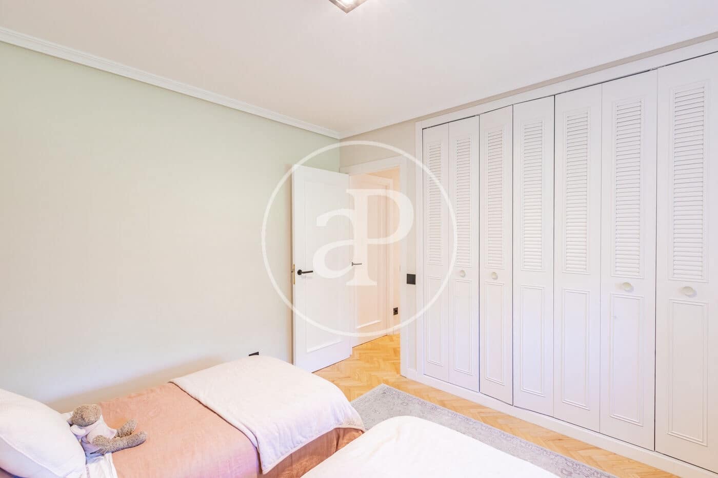 6 sypialnia Willa do wynajęcia w Las Rozas de Madrid z basenem garażem - 4 500 € (Ref: 9892390)