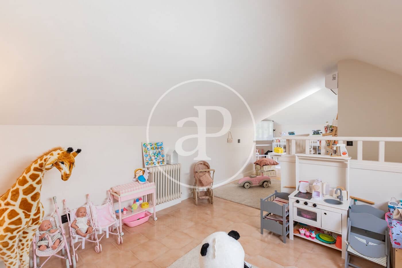 6 sypialnia Willa do wynajęcia w Las Rozas de Madrid z basenem garażem - 4 500 € (Ref: 9892390)