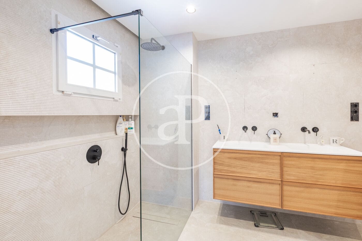 6 sypialnia Willa do wynajęcia w Las Rozas de Madrid z basenem garażem - 4 500 € (Ref: 9892390)