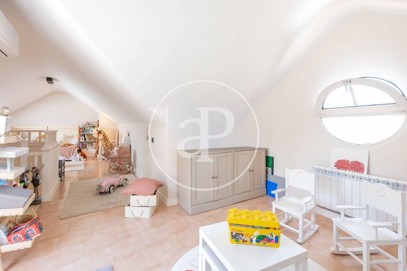 6 sypialnia Willa do wynajęcia w Las Rozas de Madrid z basenem garażem - 4 500 € (Ref: 9892390)