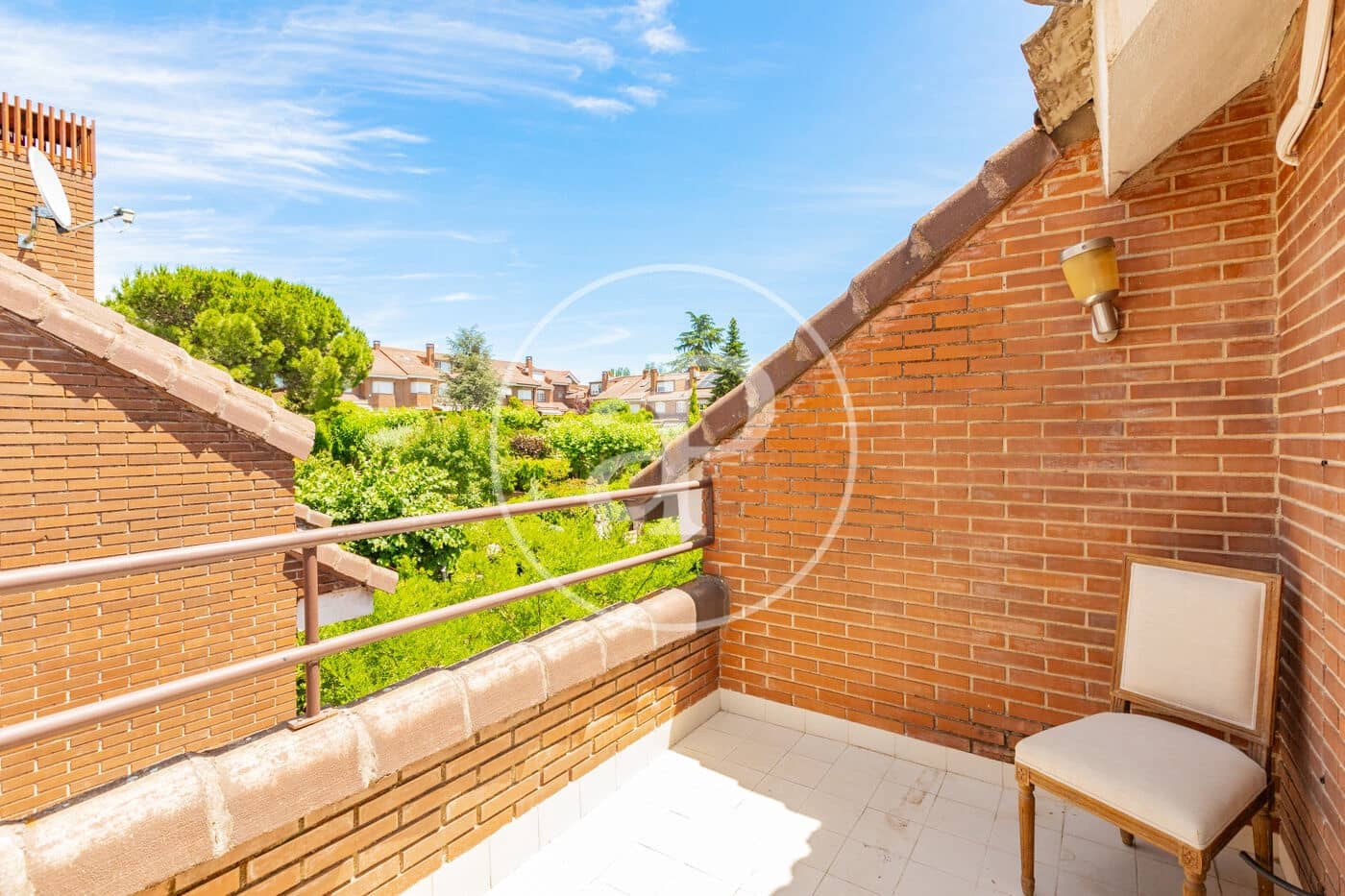 6 sypialnia Willa do wynajęcia w Las Rozas de Madrid z basenem garażem - 4 500 € (Ref: 9892390)
