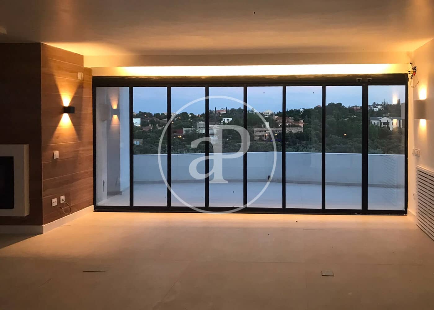 Chalet de 4 habitaciones en San Sebastián de los Reyes en venta con piscina - 1.995.000 € (Ref: 9892391)