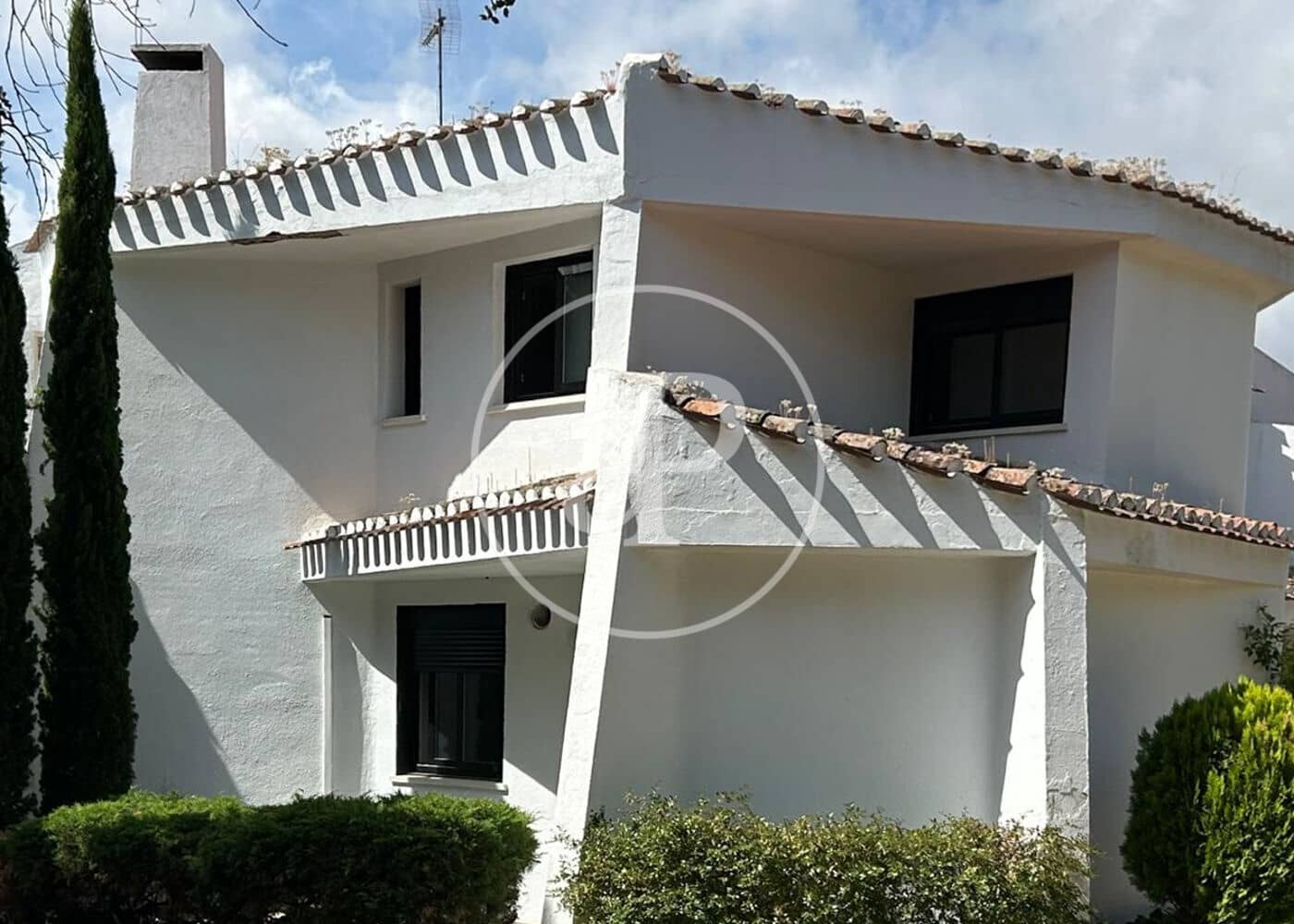 Chalet de 4 habitaciones en San Sebastián de los Reyes en venta con piscina - 1.995.000 € (Ref: 9892391)