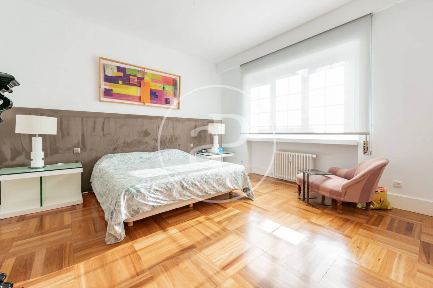 4 slaapkamer Appartement te huur in Madrid stad met garage - € 6.900 (Ref: 9892393)