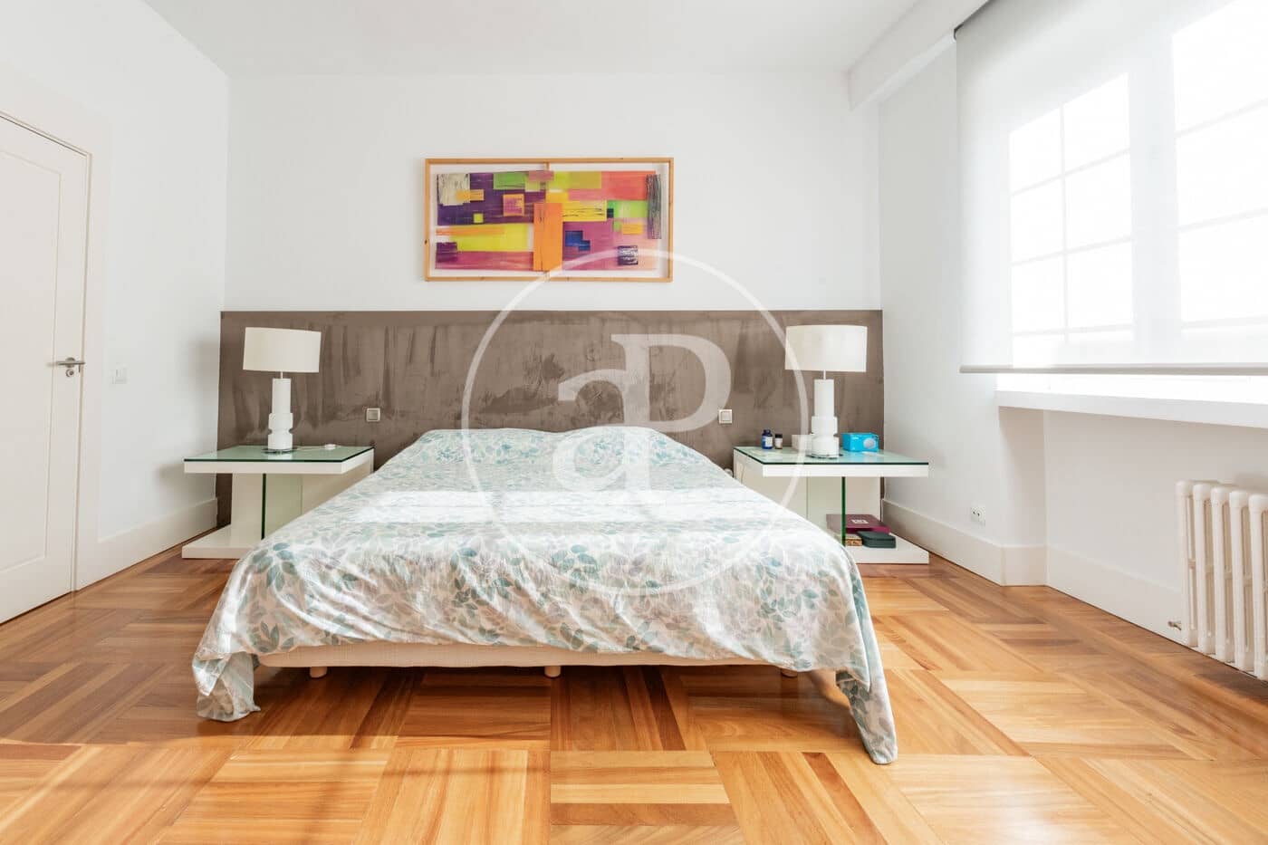 4 slaapkamer Appartement te huur in Madrid stad met garage - € 6.900 (Ref: 9892393)