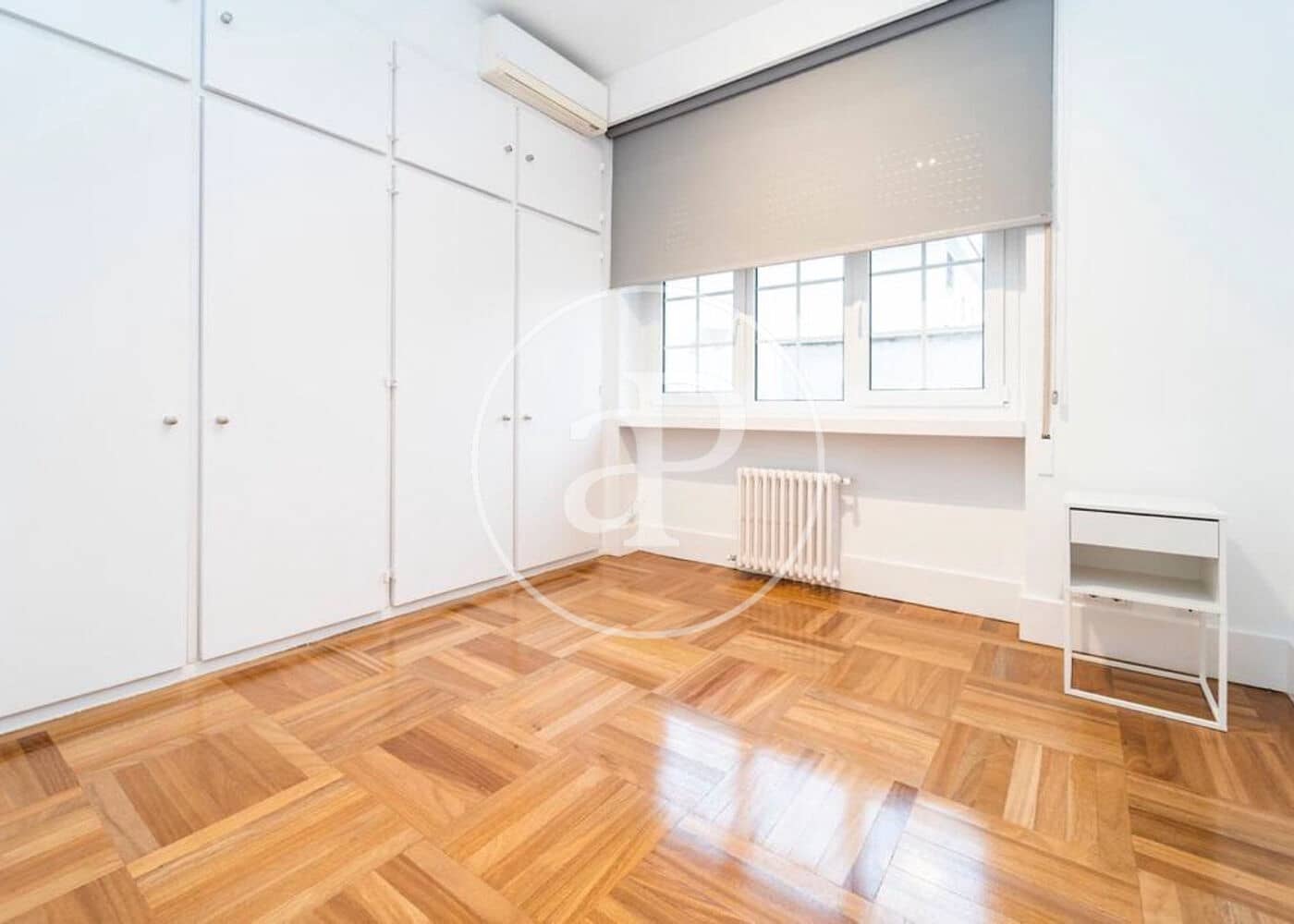 4 bedroom Apartment for rent in Madrid city with garage - € 6,900 (Ref: 9892393)