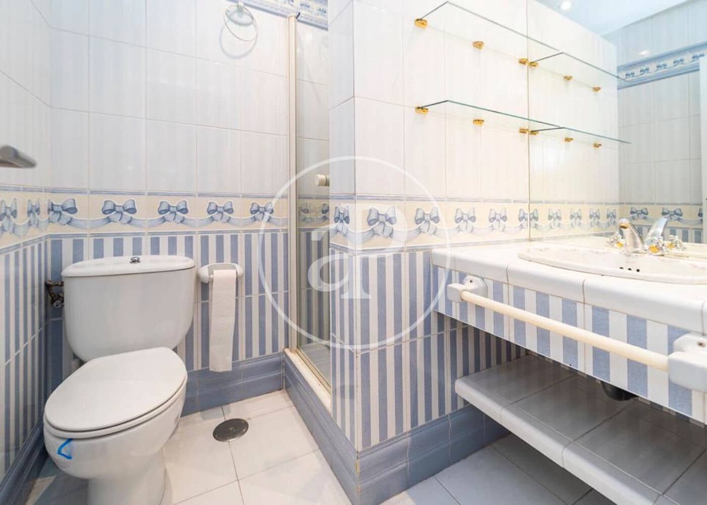 4 bedroom Apartment for rent in Madrid city with garage - € 6,900 (Ref: 9892393)