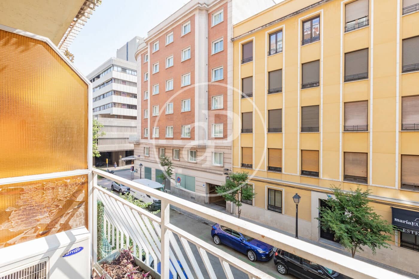 1 sypialnia Apartament do wynajęcia w Miasto Madryt - 1 095 € (Ref: 9892394)