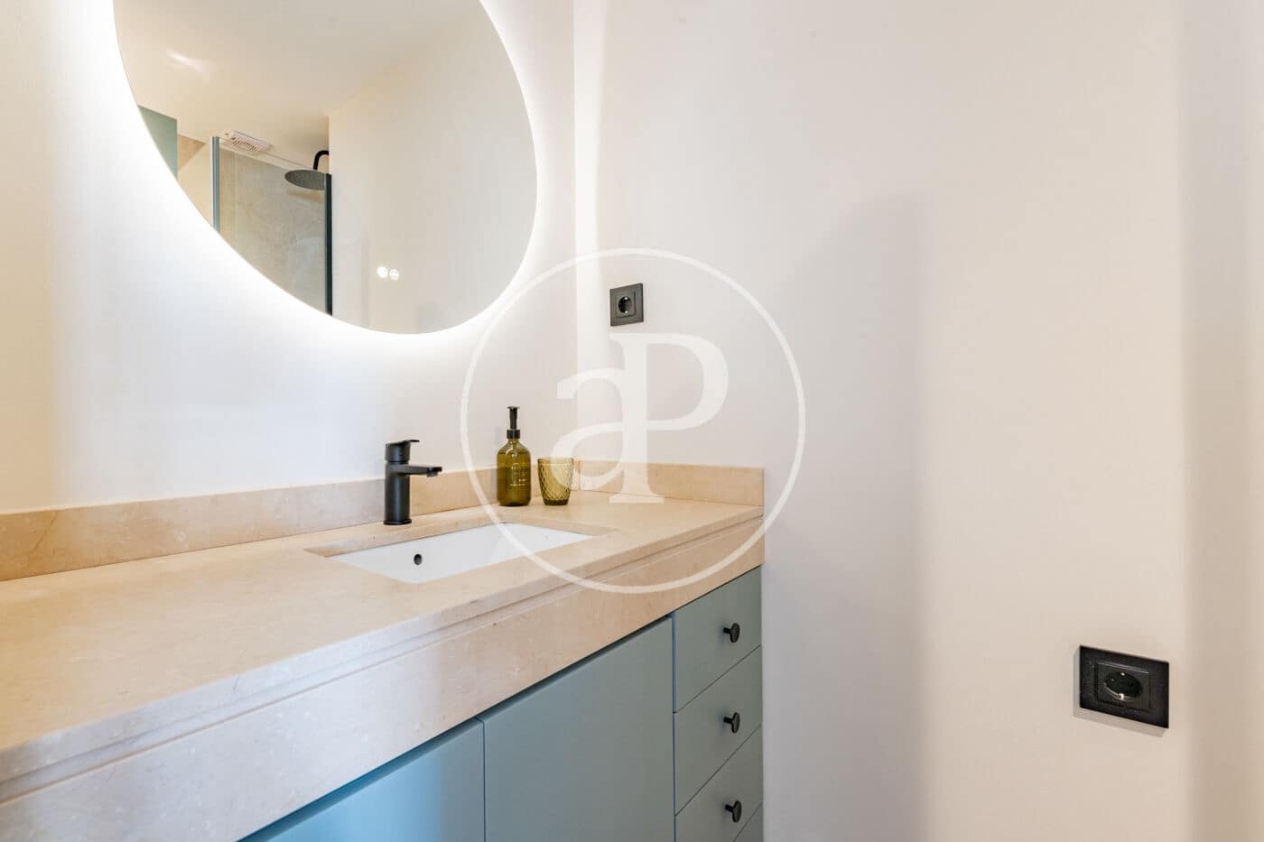 2 bedroom Penthouse for sale in Madrid city - € 870,000 (Ref: 9894462)