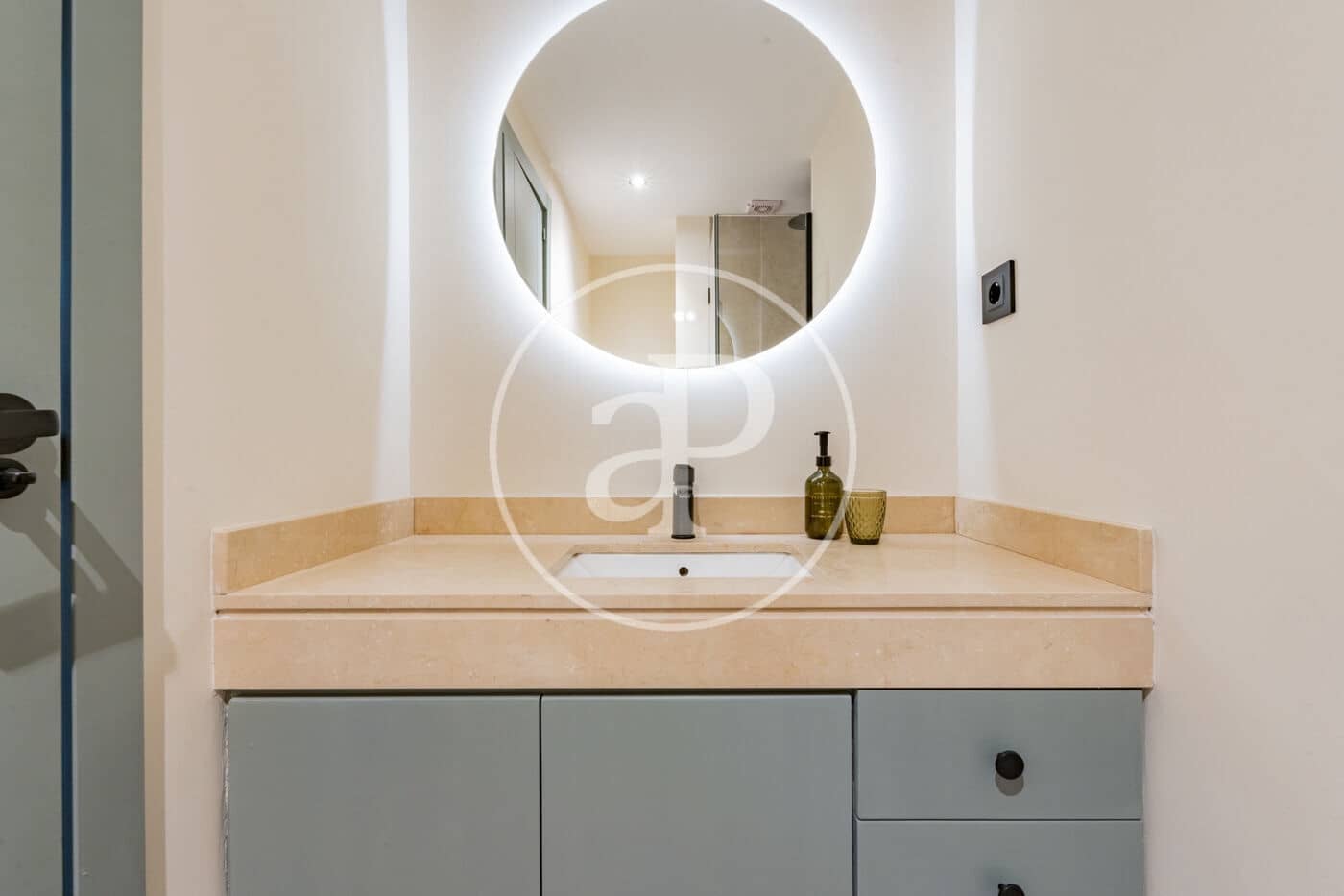 2 bedroom Penthouse for sale in Madrid city - € 870,000 (Ref: 9894462)