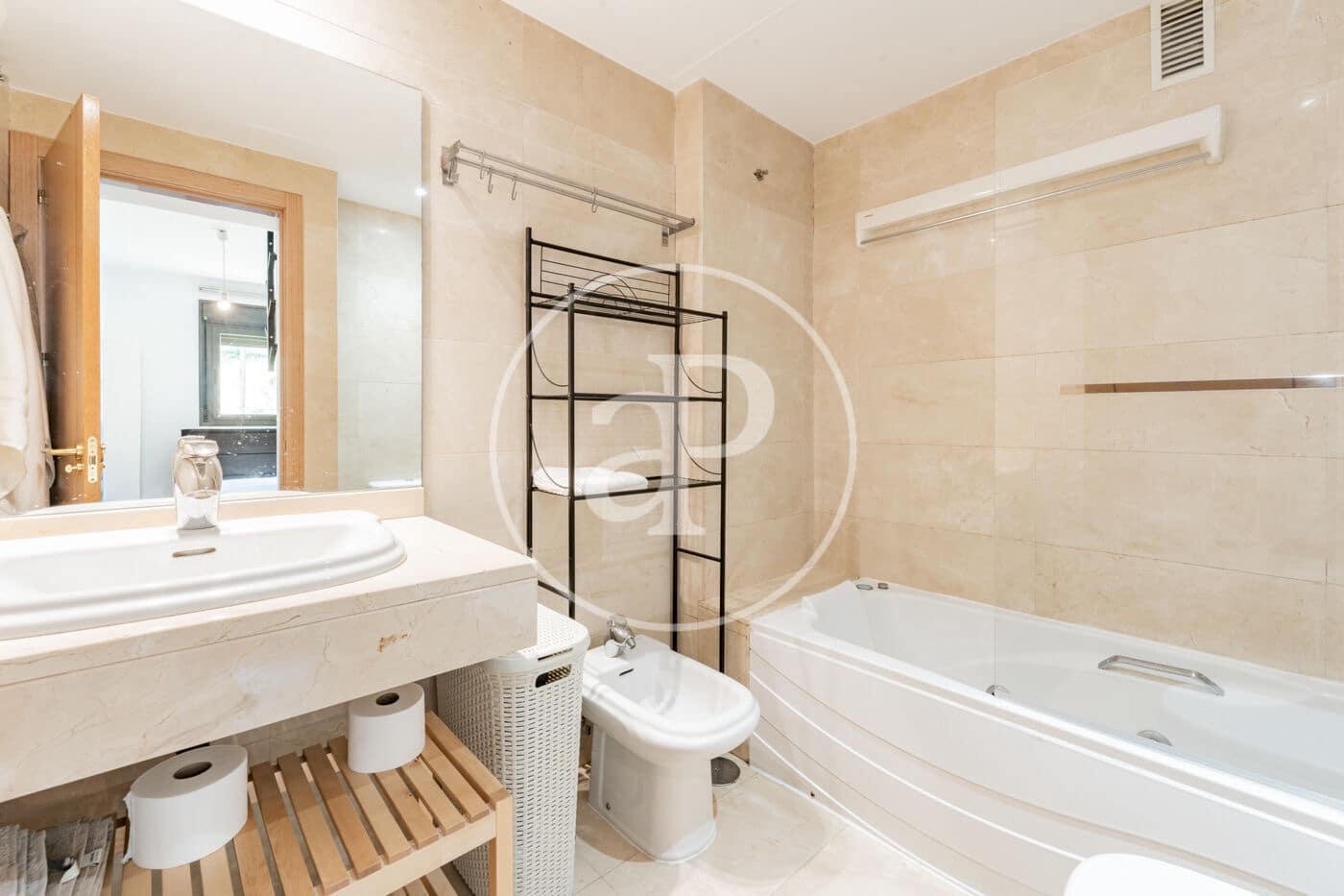 1 makuuhuone Huoneisto myytävänä paikassa Madrid kaupunki mukana uima-altaan - 412 500 € (Ref: 9894464)