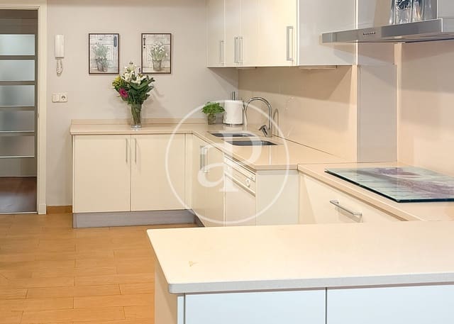 4 bedroom Apartment for sale in Universidad, Madrid city - € 1,875,000 (Ref: 9894465)