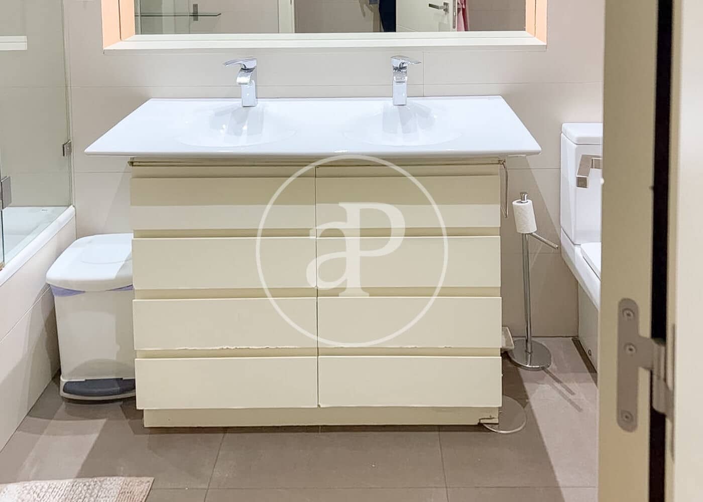 4 bedroom Apartment for sale in Madrid city - € 1,875,000 (Ref: 9894465)