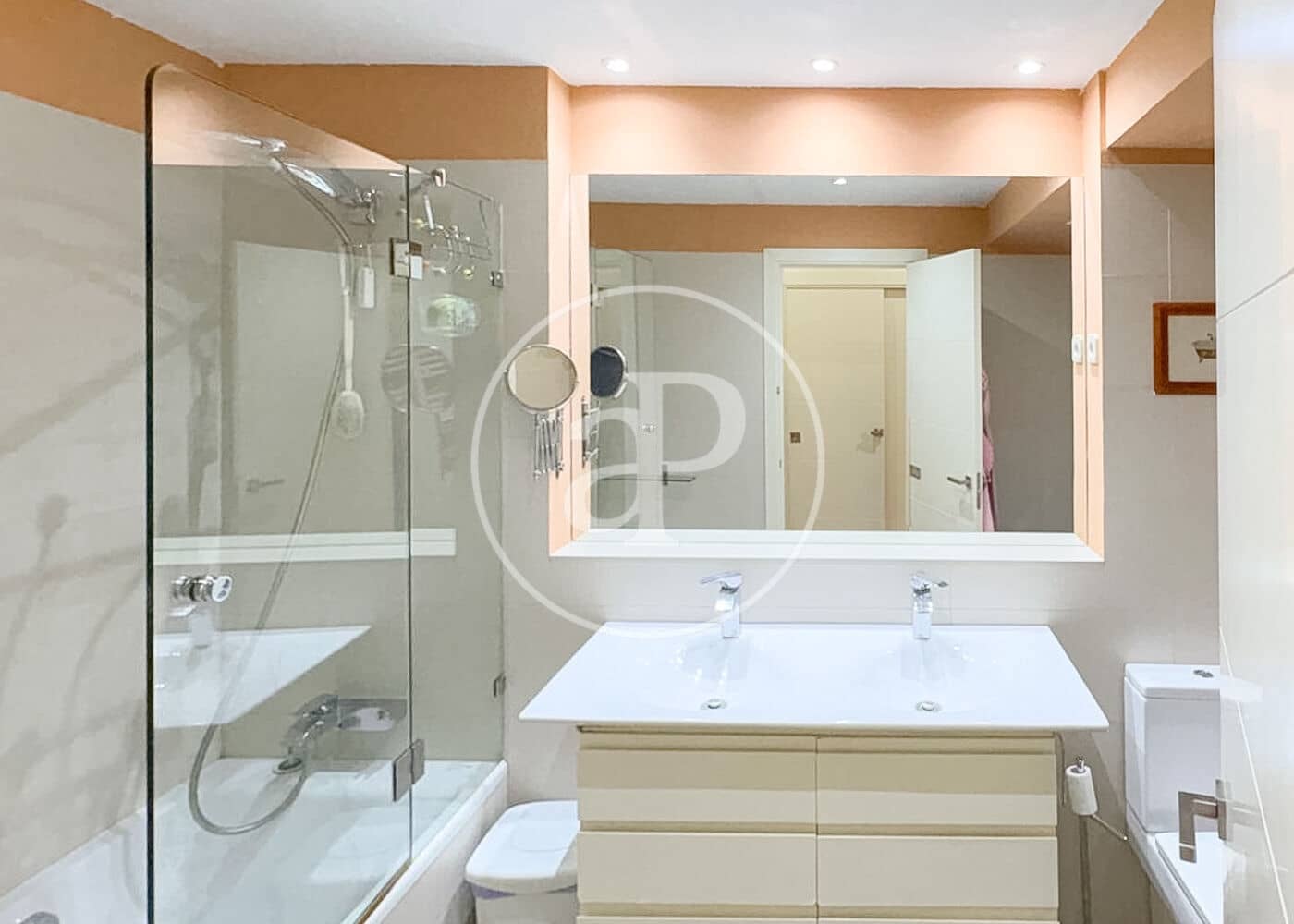 4 bedroom Apartment for sale in Madrid city - € 1,875,000 (Ref: 9894465)