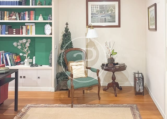 4 bedroom Apartment for sale in Universidad, Madrid city - € 1,875,000 (Ref: 9894465)