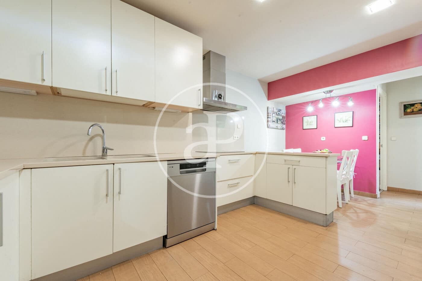 4 bedroom Apartment for sale in Madrid city - € 1,875,000 (Ref: 9894465)