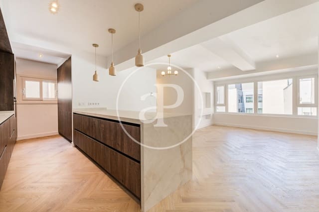 Apartamento de 2 habitaciones en Castellana, Madrid ciudad en venta - 1.790.000 € (Ref: 9894467)