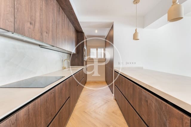 Apartamento de 2 habitaciones en Castellana, Madrid ciudad en venta - 1.790.000 € (Ref: 9894467)