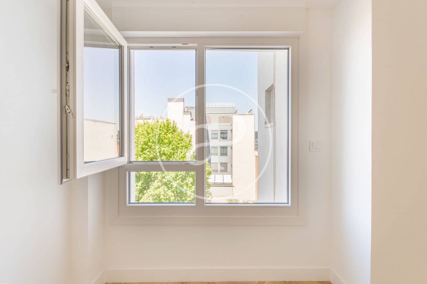 Apartamento de 2 habitaciones en Madrid ciudad en venta - 1.790.000 € (Ref: 9894467)