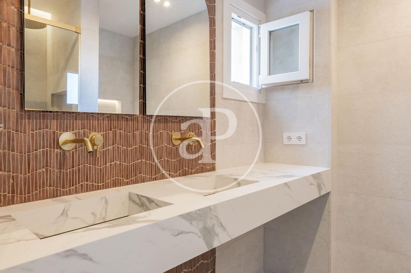 Apartamento de 2 habitaciones en Madrid ciudad en venta - 1.790.000 € (Ref: 9894467)