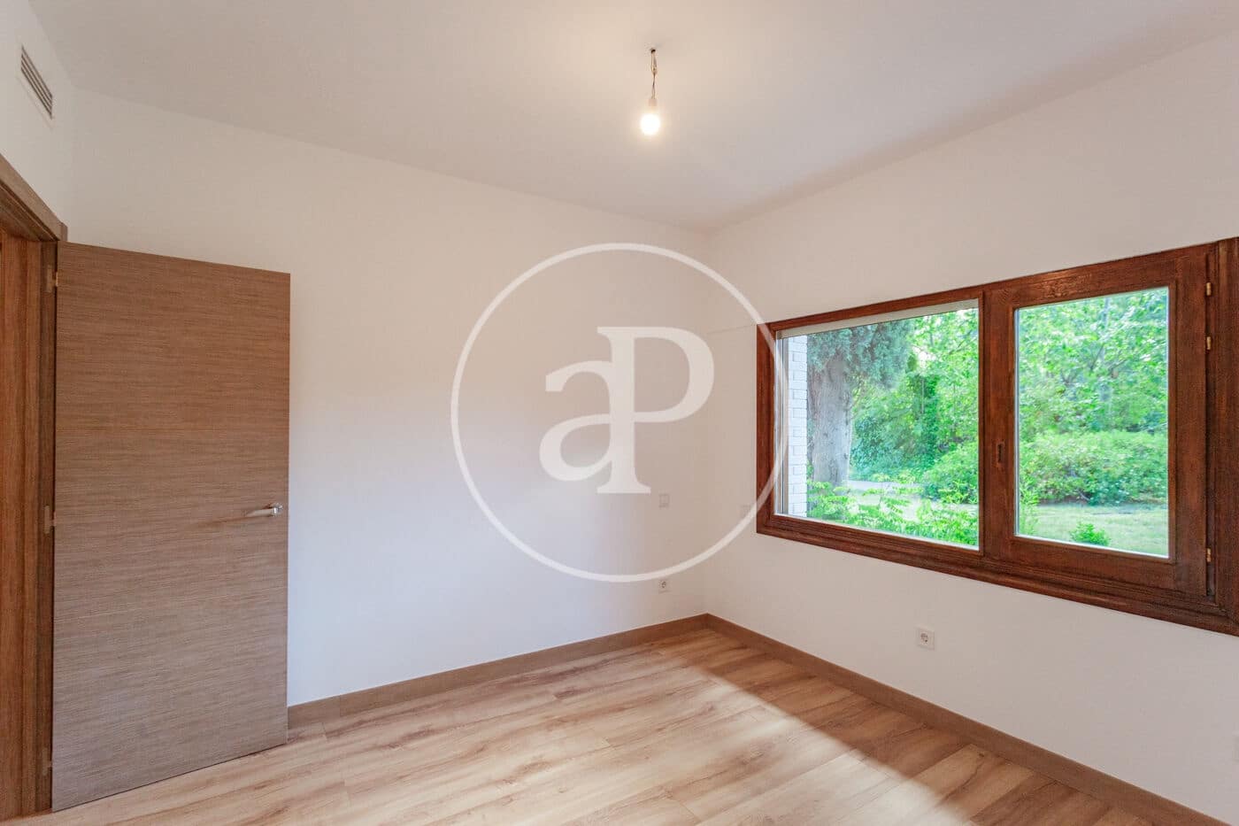 4 bedroom Villa for sale in Villanueva de la Canada - € 1,495,000 (Ref: 9896837)