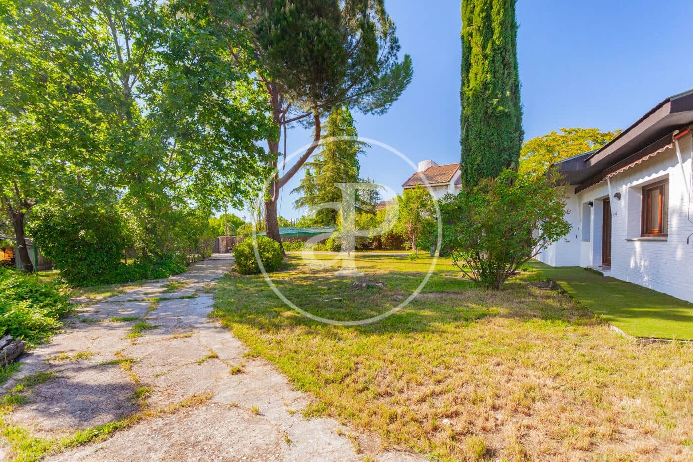 4 bedroom Villa for sale in Villanueva de la Canada - € 1,495,000 (Ref: 9896837)