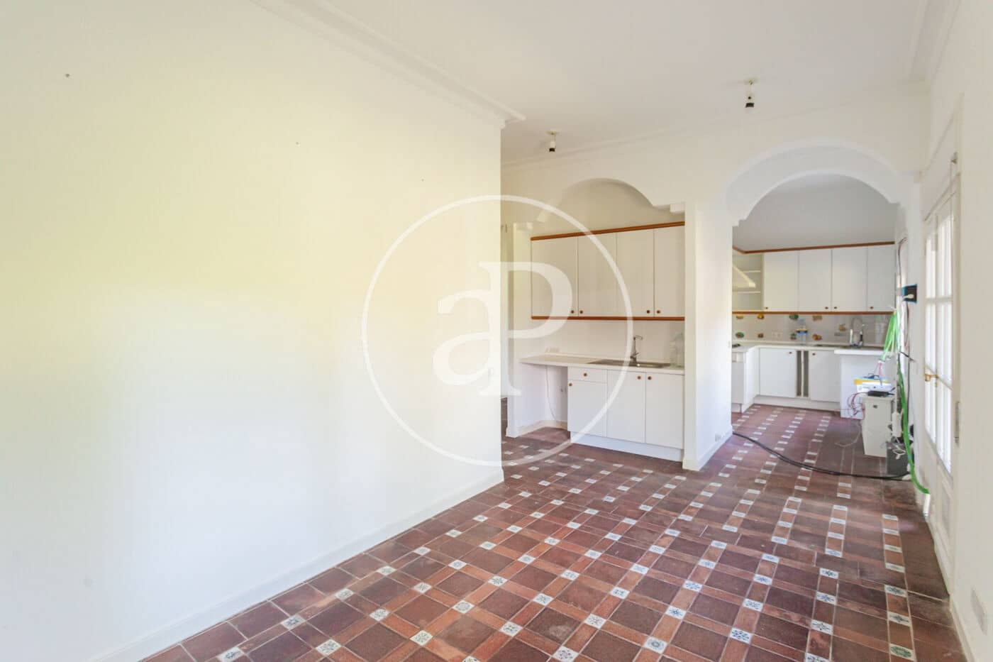 5 bedroom Villa for sale in Villanueva de la Canada - € 1,680,000 (Ref: 9896838)