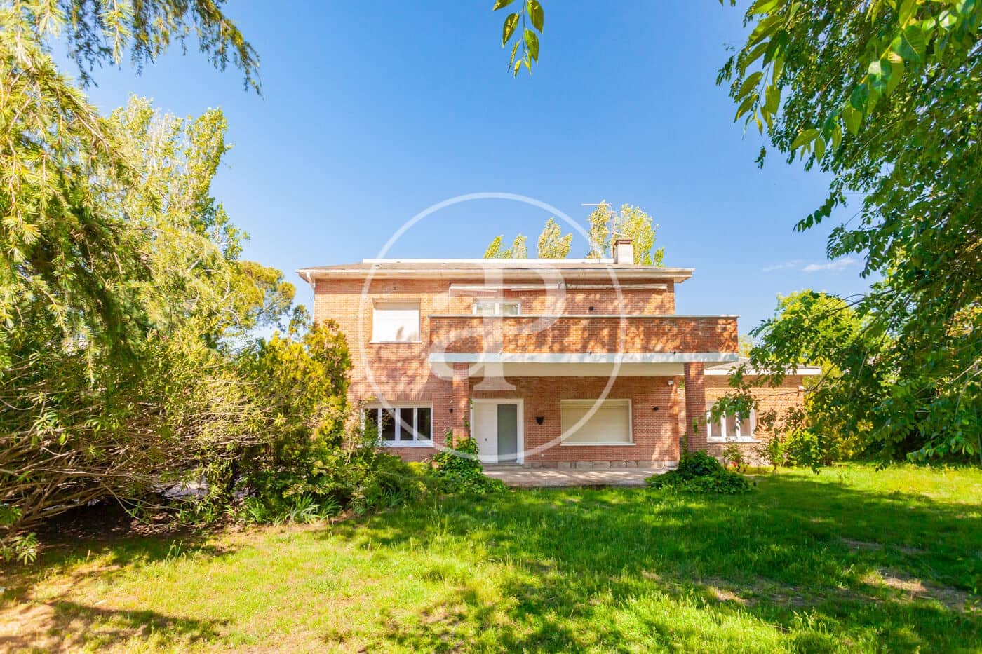 5 bedroom Villa for sale in Villanueva de la Canada - € 1,680,000 (Ref: 9896838)