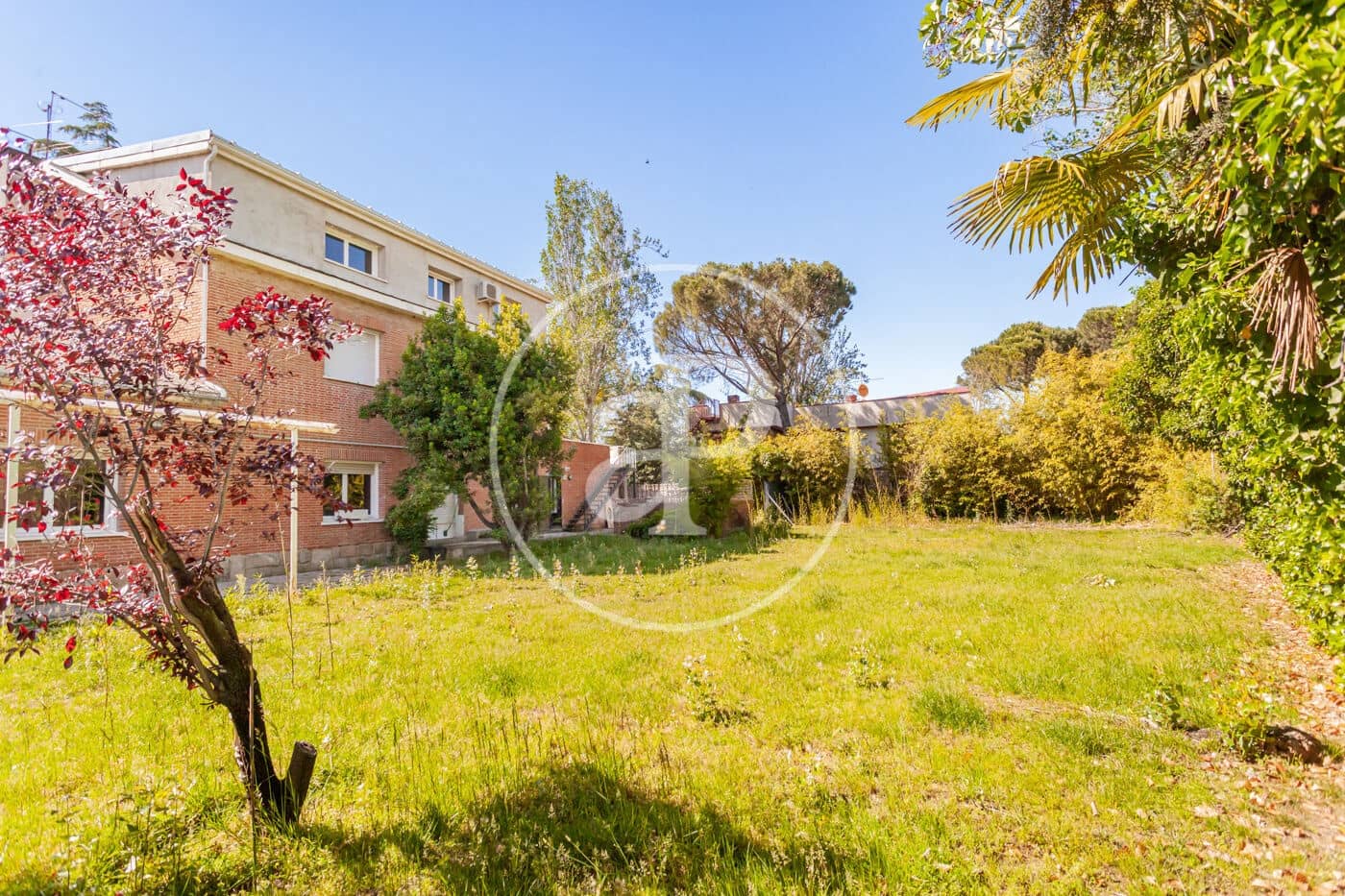 5 bedroom Villa for sale in Villanueva de la Canada - € 1,680,000 (Ref: 9896838)