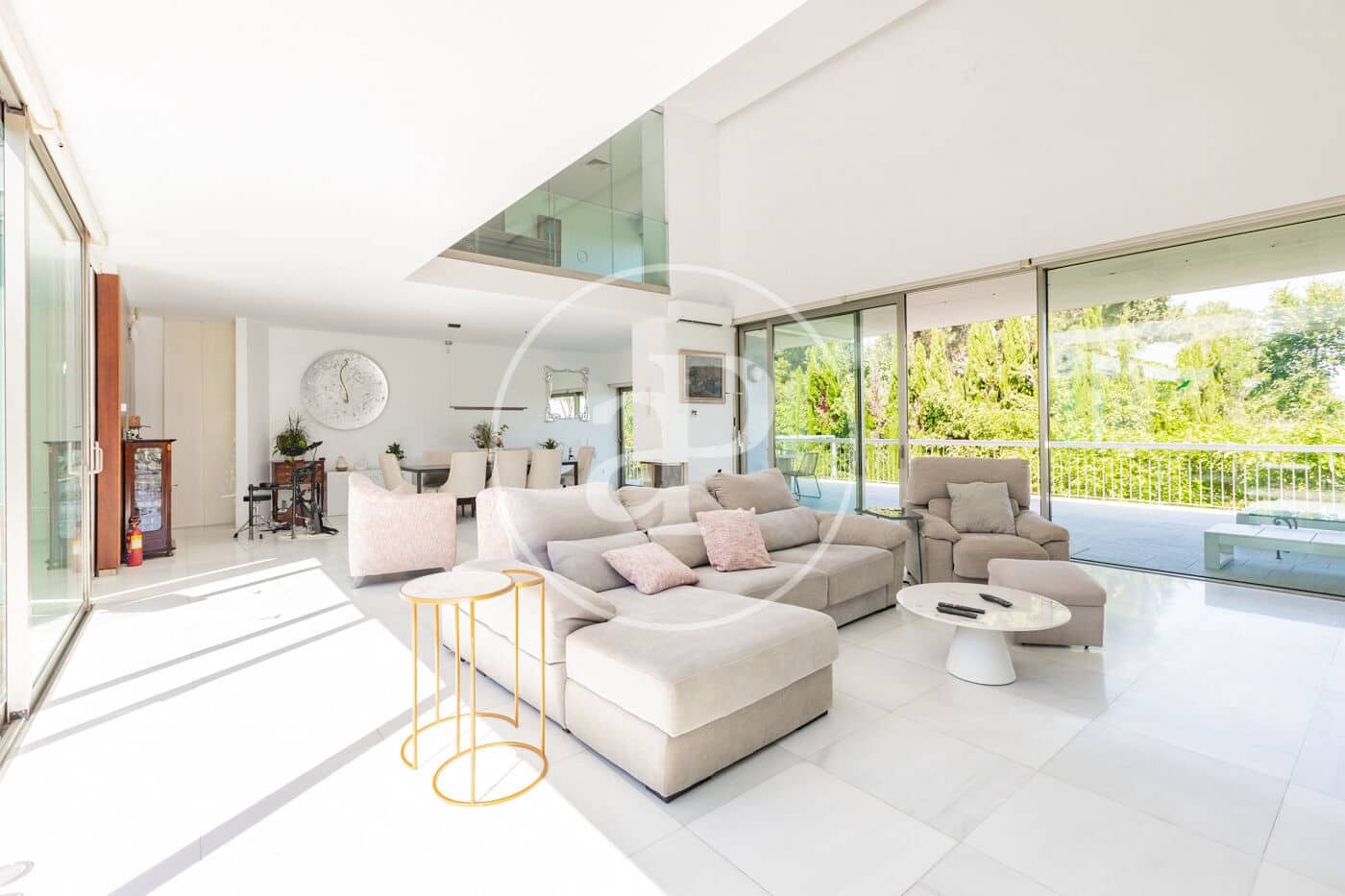 Chalet de 6 habitaciones en Madrid ciudad en venta con piscina - 5.490.000 € (Ref: 9896840)