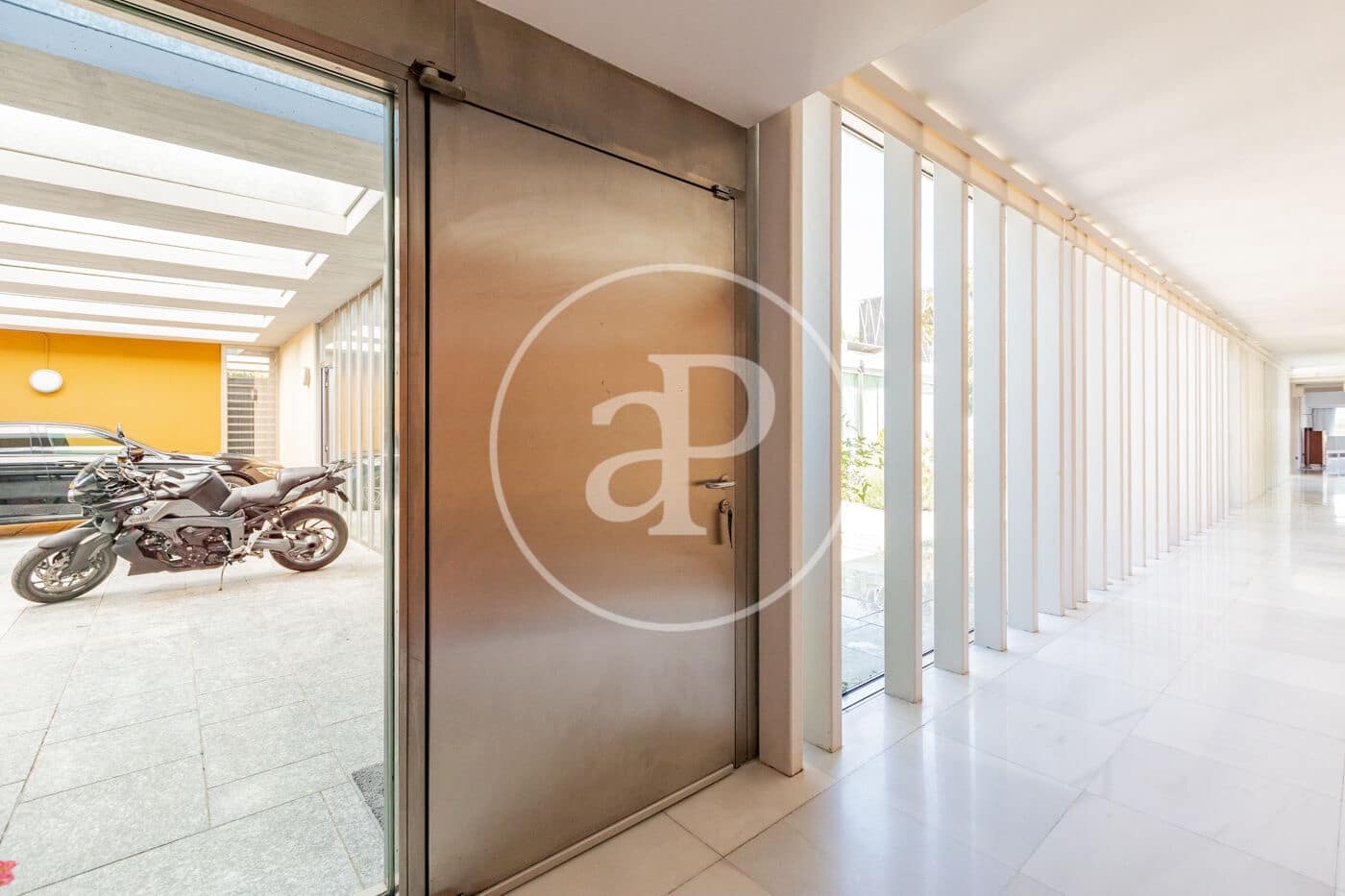 Chalet de 6 habitaciones en Madrid ciudad en venta con piscina - 5.490.000 € (Ref: 9896840)