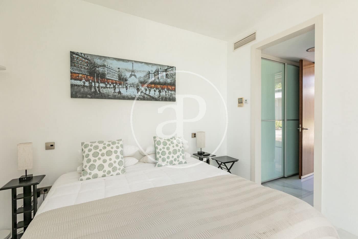 Chalet de 6 habitaciones en Madrid ciudad en venta con piscina - 5.490.000 € (Ref: 9896840)