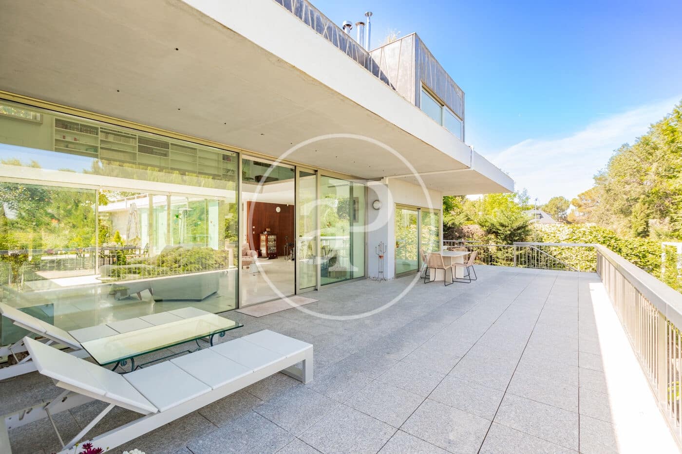 Chalet de 6 habitaciones en Madrid ciudad en venta con piscina - 5.490.000 € (Ref: 9896840)