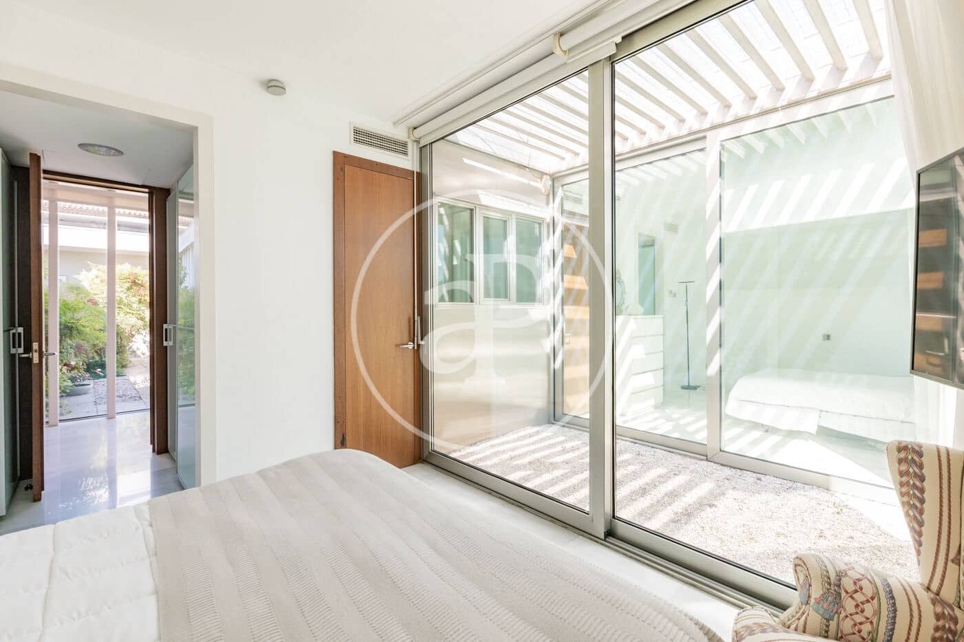 Chalet de 6 habitaciones en Madrid ciudad en venta con piscina - 5.490.000 € (Ref: 9896840)