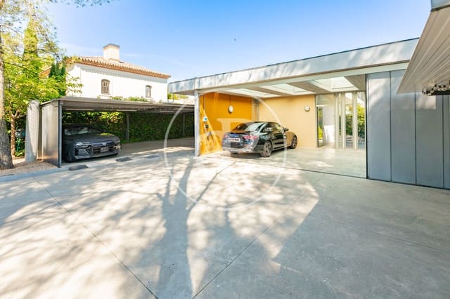 Chalet de 6 habitaciones en Aravaca, Madrid ciudad en venta con piscina - 5.490.000 € (Ref: 9896840)