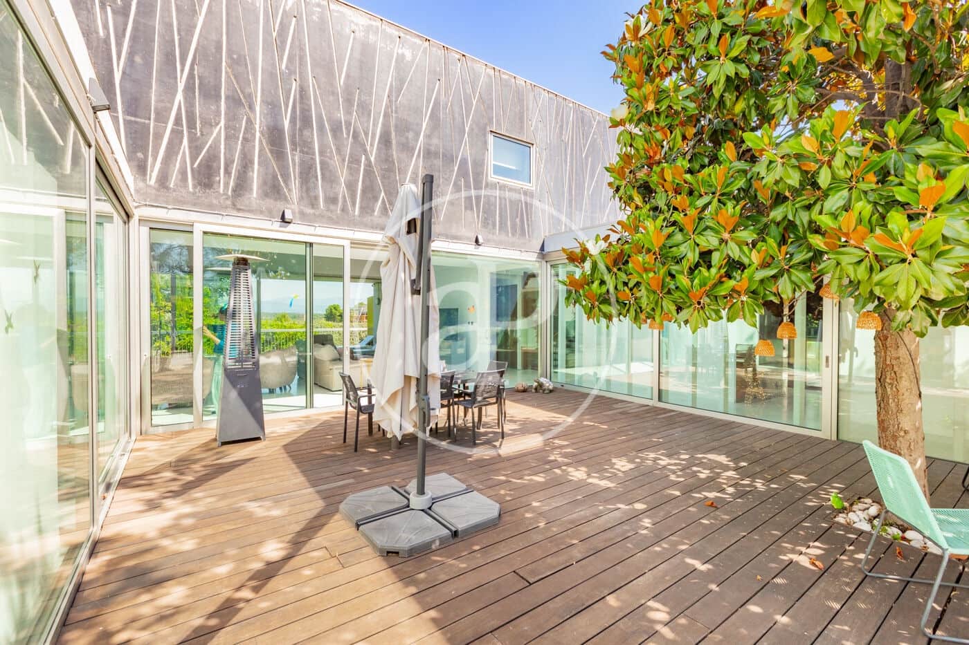 Chalet de 6 habitaciones en Madrid ciudad en venta con piscina - 5.490.000 € (Ref: 9896840)
