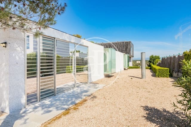 Chalet de 6 habitaciones en Aravaca, Madrid ciudad en venta con piscina - 5.490.000 € (Ref: 9896840)