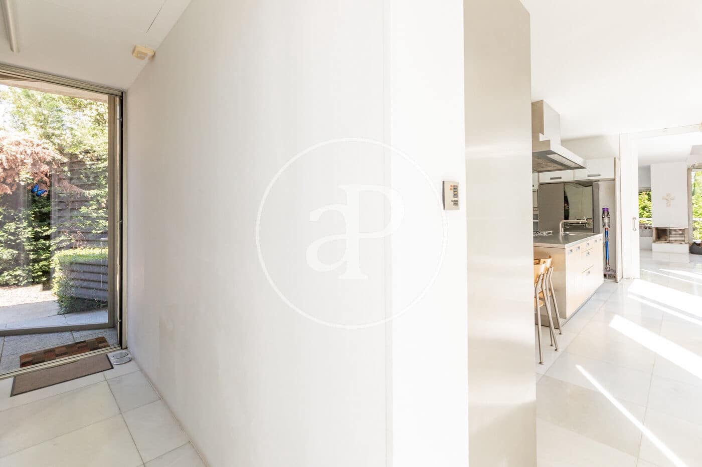 Chalet de 6 habitaciones en Madrid ciudad en venta con piscina - 5.490.000 € (Ref: 9896840)