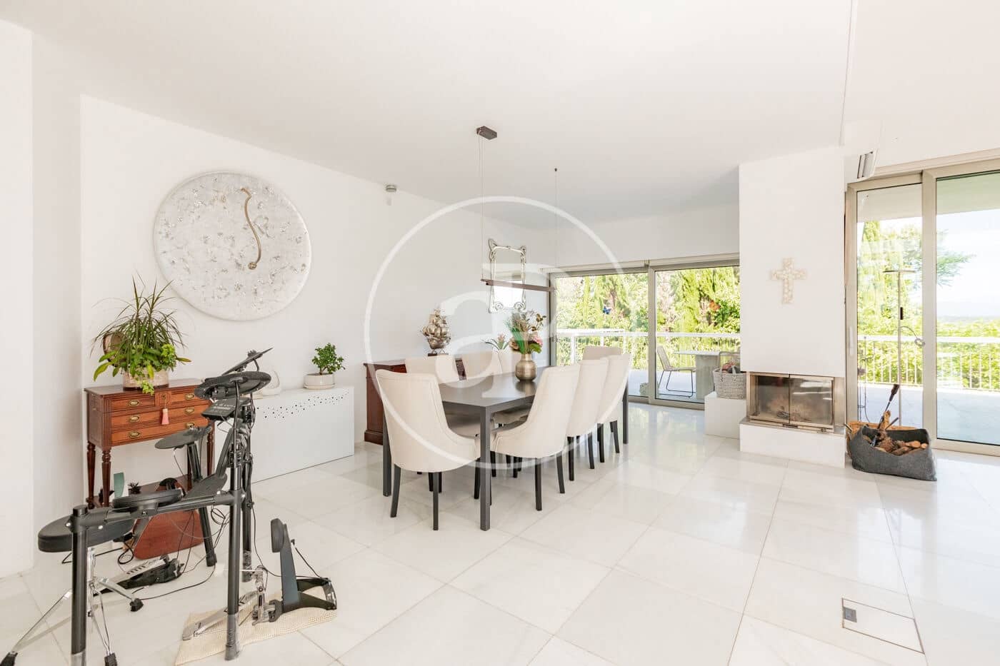 Chalet de 6 habitaciones en Madrid ciudad en venta con piscina - 5.490.000 € (Ref: 9896840)